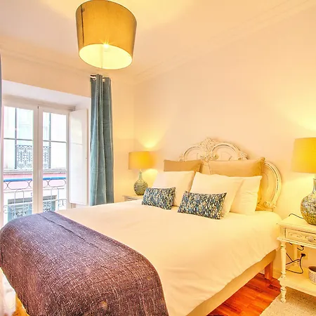 Apartment Heart Bairro Alto By Alfama *